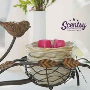 SCENTSY Bird's Nest Wax Warmer- Retired